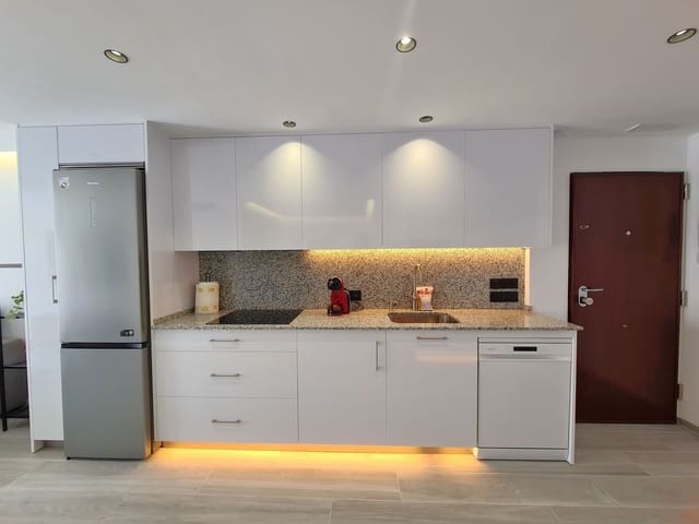 4 sypialnia Apartament na sprzedaż w Centro, Estepona - 480 000 € (Ref: 9143542)
