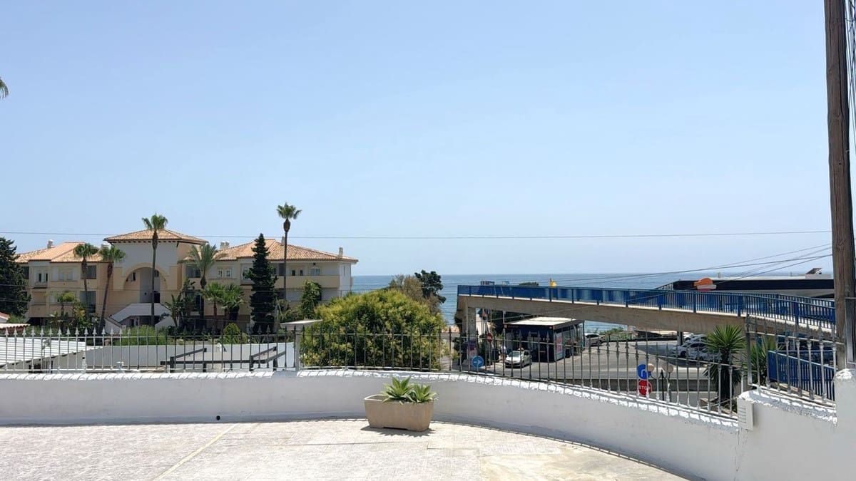 3 Zimmer Villa zu verkaufen in Estepona - 789.000 € (Ref: 9143544)