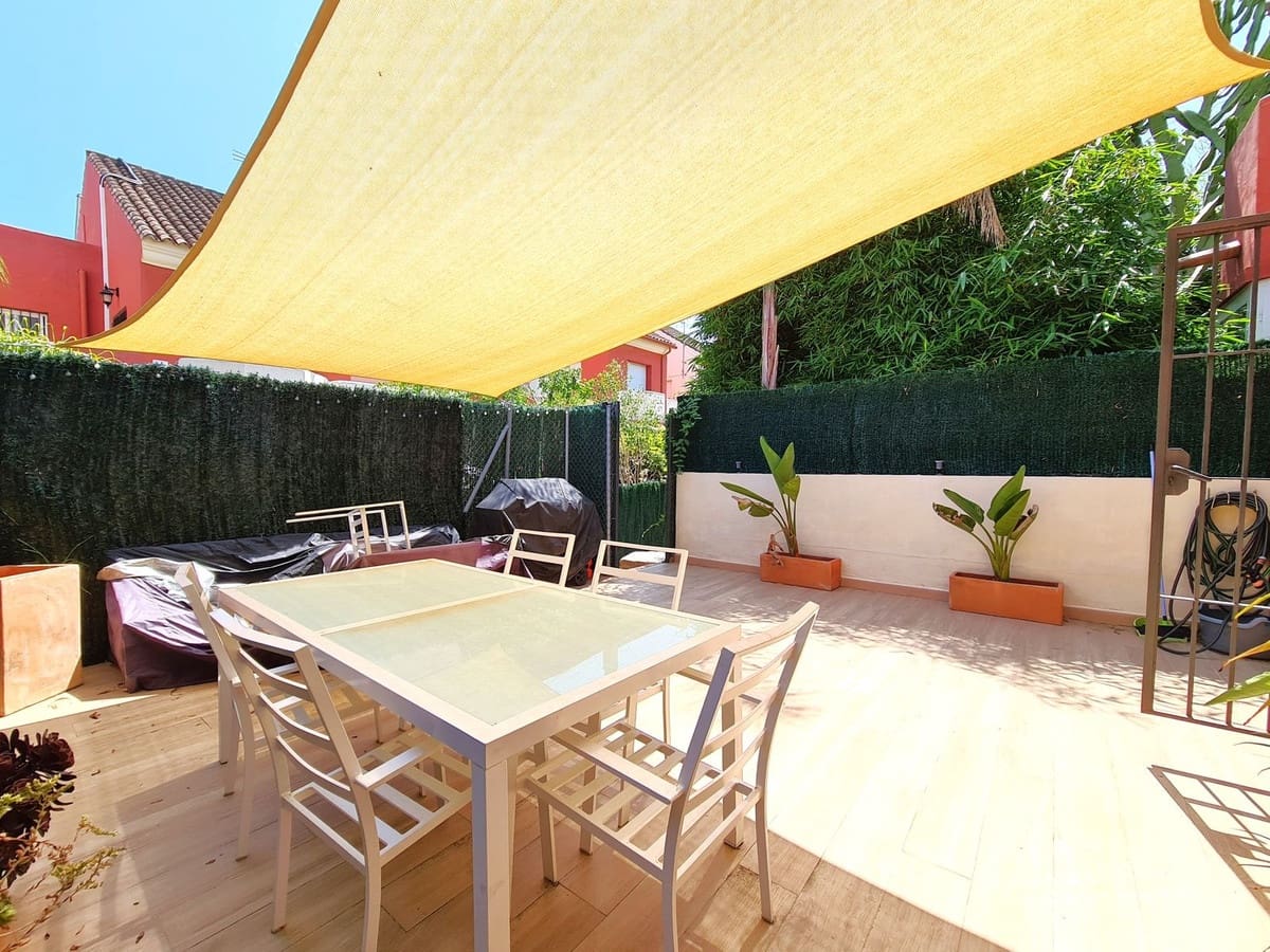 3 chambre Maison de Ville à vendre à Estepona - 540 000 € (Ref: 9143545)