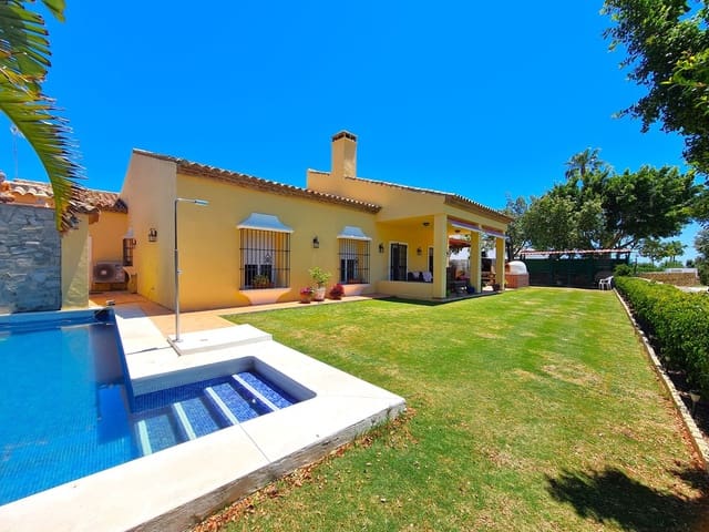 3 chambre Villa/Maison à vendre à La Duquesa / Puerto de la Duquesa, Manilva - 960 000 € (Ref: 9143548)