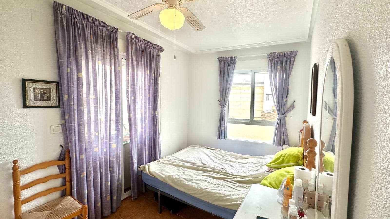 2 slaapkamer Appartement te koop in Torrevieja - € 132.900 (Ref: 9145521)