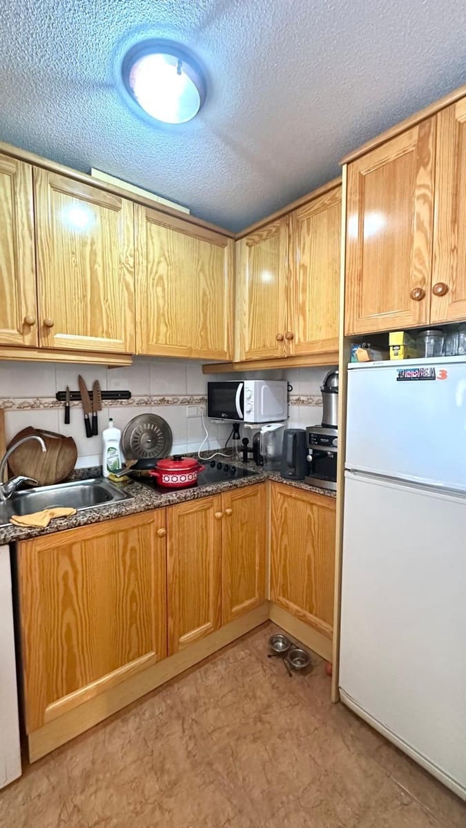 2 slaapkamer Appartement te koop in Torrevieja - € 132.900 (Ref: 9145521)