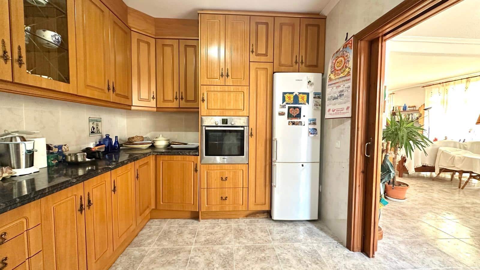 3 makuuhuone Huvila myytävänä paikassa Torrevieja mukana uima-altaan - 450 000 € (Ref: 9145522)