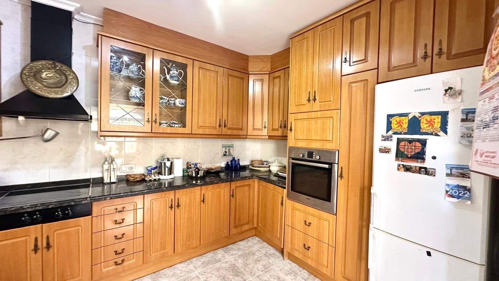 3 makuuhuone Huvila myytävänä paikassa Torrevieja mukana uima-altaan - 450 000 € (Ref: 9145522)