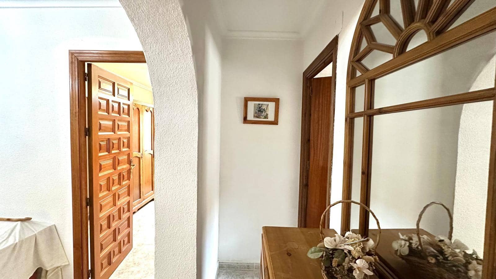 3 makuuhuone Huvila myytävänä paikassa Torrevieja mukana uima-altaan - 450 000 € (Ref: 9145522)