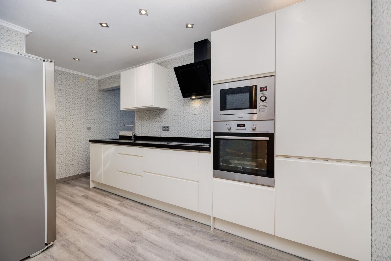 3 quarto Apartamento para venda em Torrevieja com piscina - 264 969 € (Ref: 9145523)