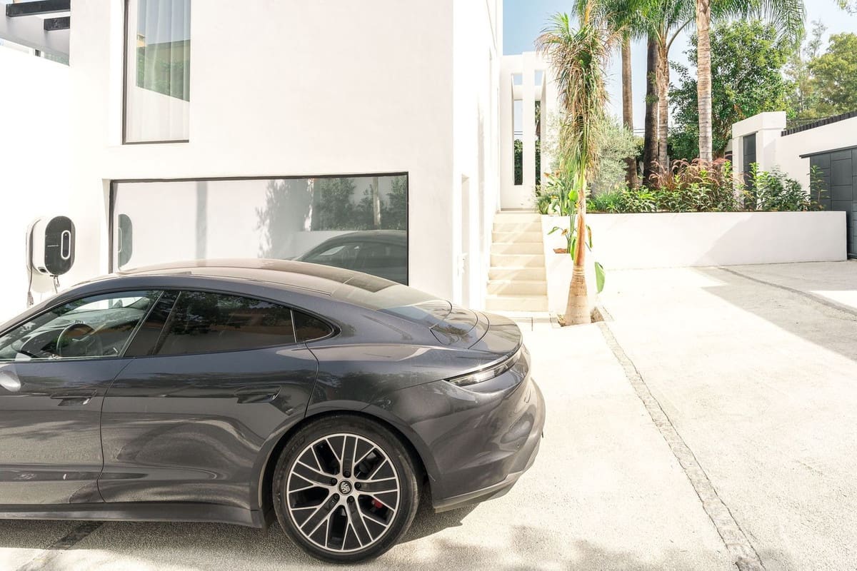 4 soveværelse Villa til salg i Nueva Andalucia - € 3.395.000 (Ref: 9145524)