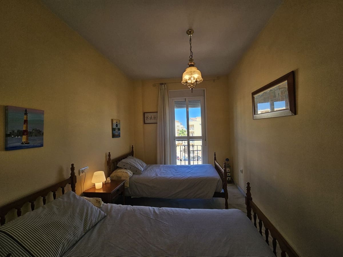 2 Zimmer Apartment zu verkaufen in San Luis de Sabinillas - 262.000 € (Ref: 9145529)