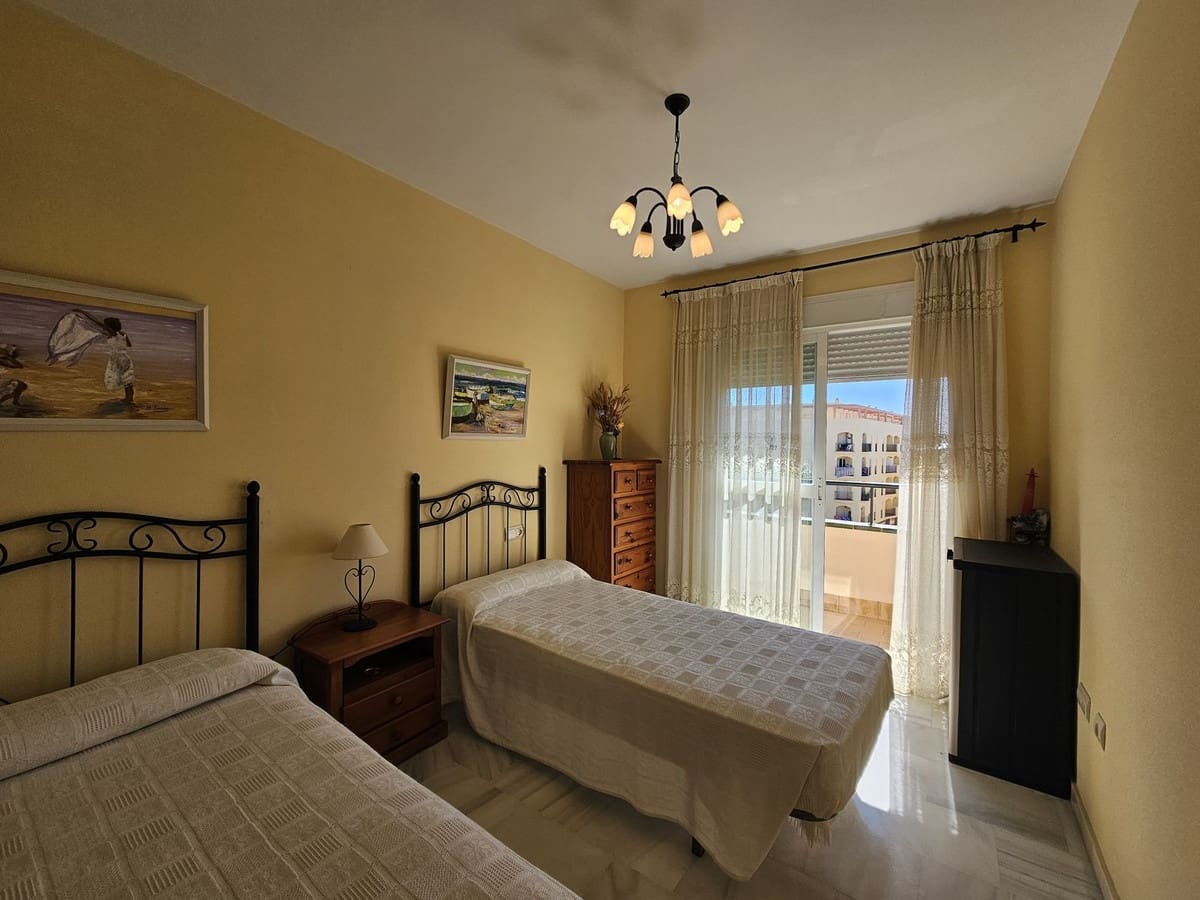 2 quarto Apartamento para venda em San Luis de Sabinillas com piscina - 245 900 € (Ref: 9145529)