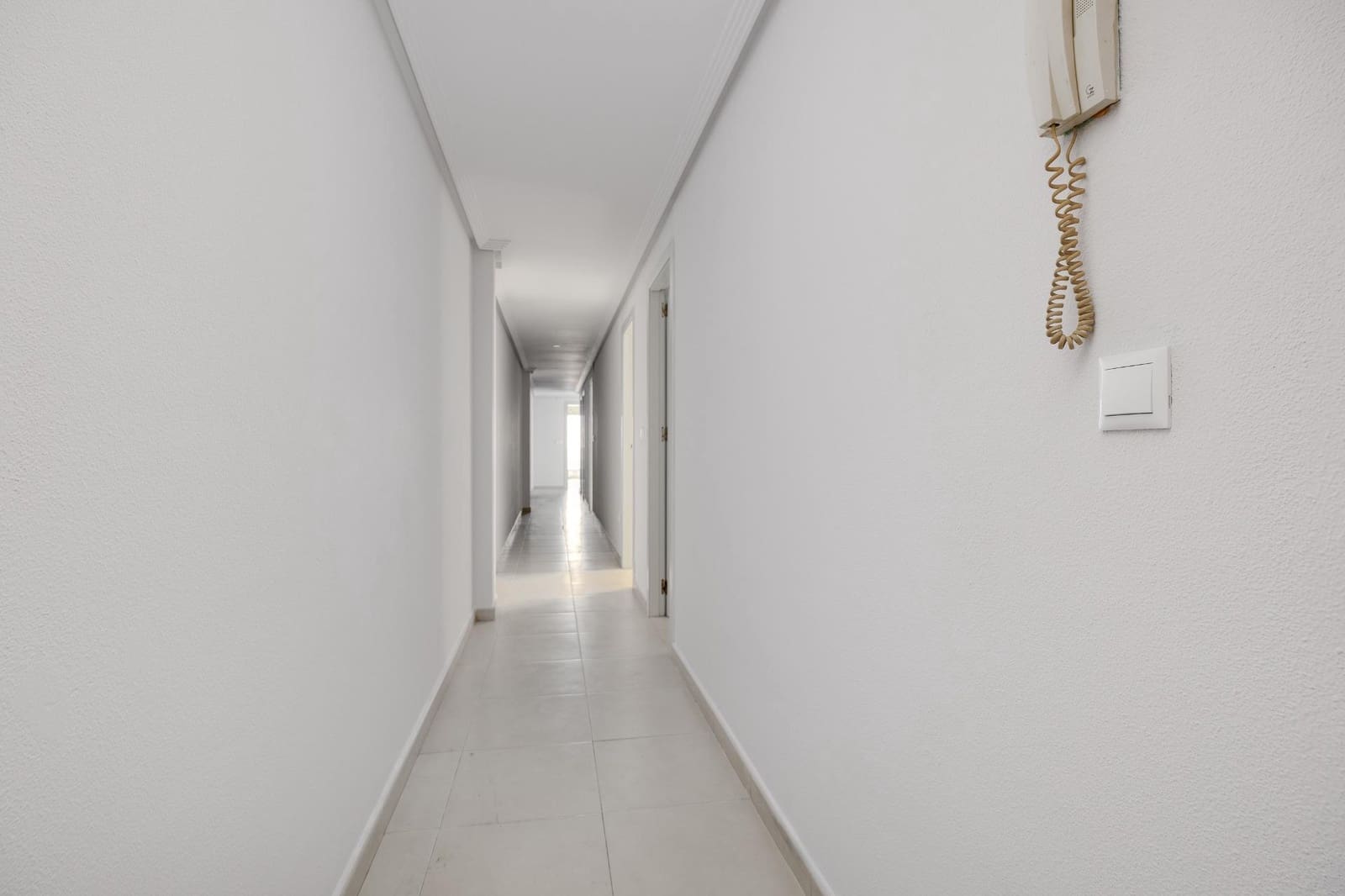 3 makuuhuone Huoneisto myytävänä paikassa Torrevieja - 178 995 € (Ref: 9149257)