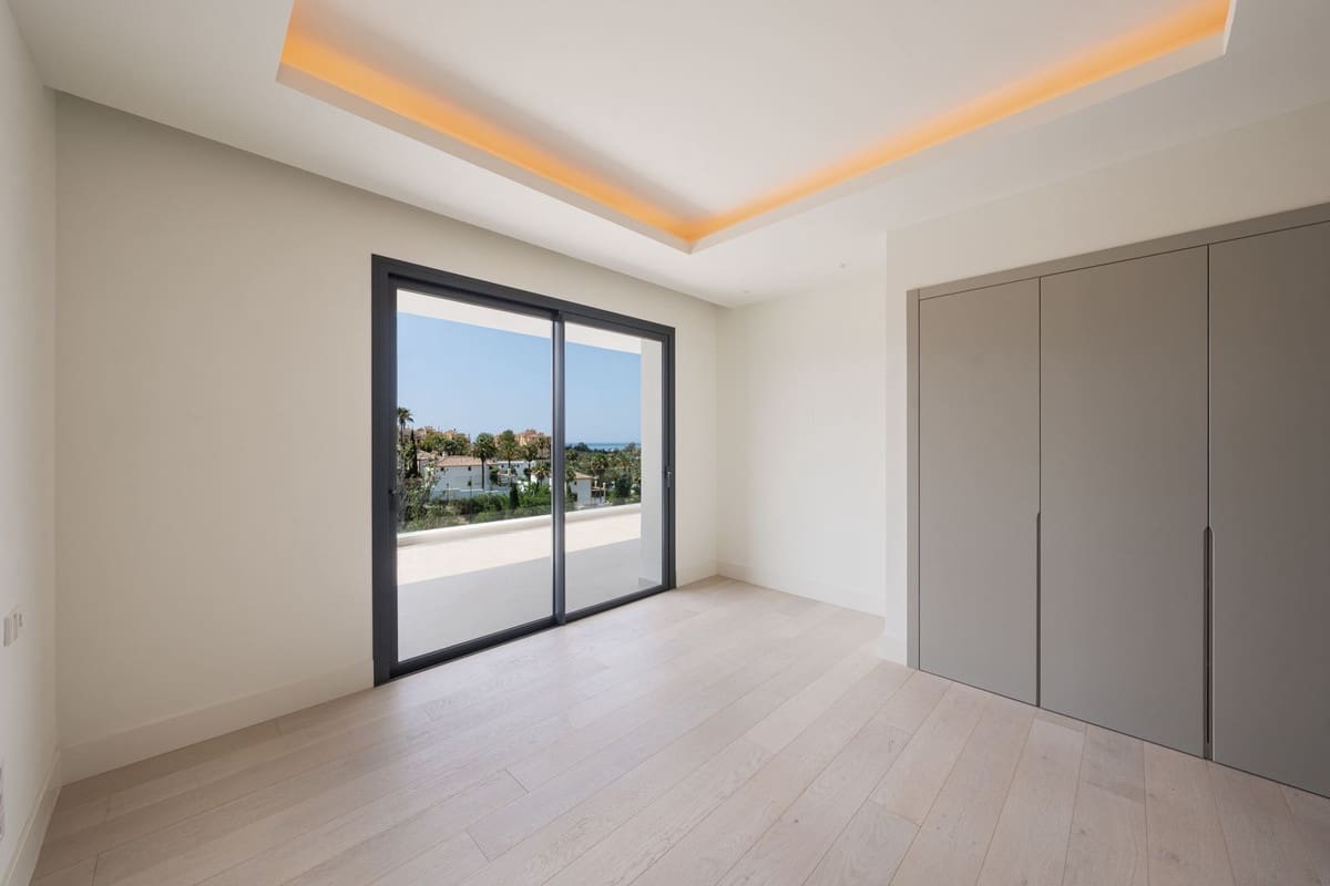 4 chambre Villa/Maison à vendre à Estepona avec piscine - 2 990 000 € (Ref: 9149260)