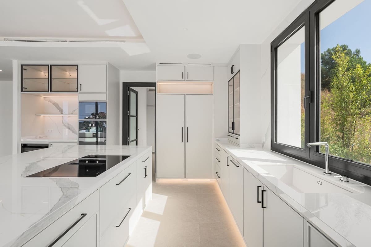 4 chambre Villa/Maison à vendre à Estepona avec piscine - 2 990 000 € (Ref: 9149260)