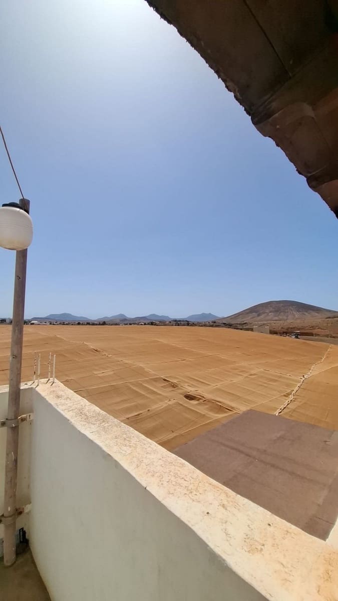 3 soveværelse Finca/Landehus til salg i Tuineje med garage - € 330.000 (Ref: 9149262)