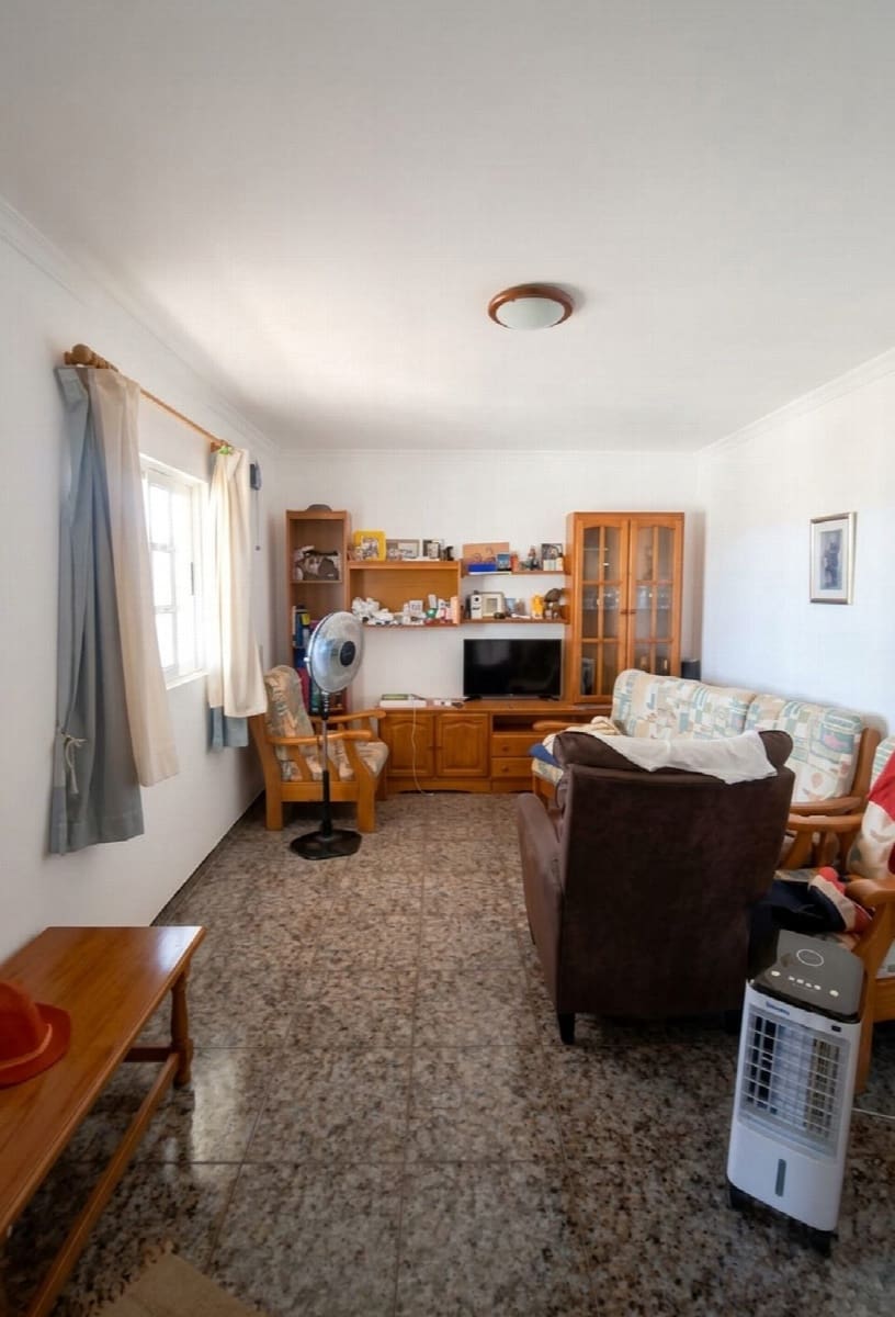 3 soveværelse Villa til salg i Tuineje med garage - € 330.000 (Ref: 9149262)
