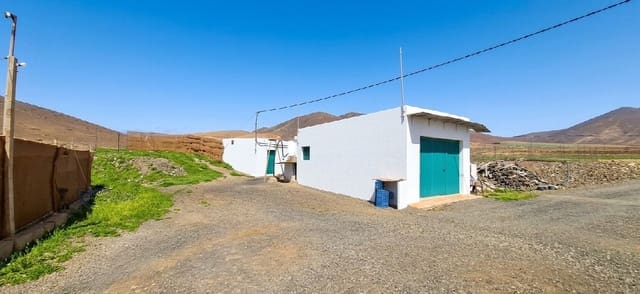 3 sypialnia Finka/Dom wiejski na sprzedaż w Tuineje z garażem - 330 000 € (Ref: 9149262)