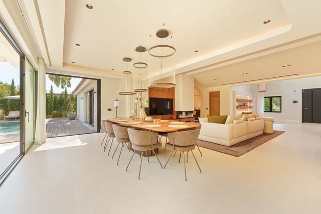 5 bedroom Villa for sale in Puerto Banus, Marbella - € 6,500,000 (Ref: 9152164)