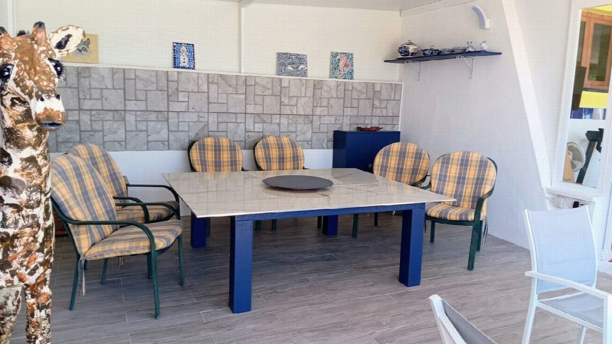 6 bedroom Villa for sale in Roldan with pool - € 599,900 (Ref: 9152167)