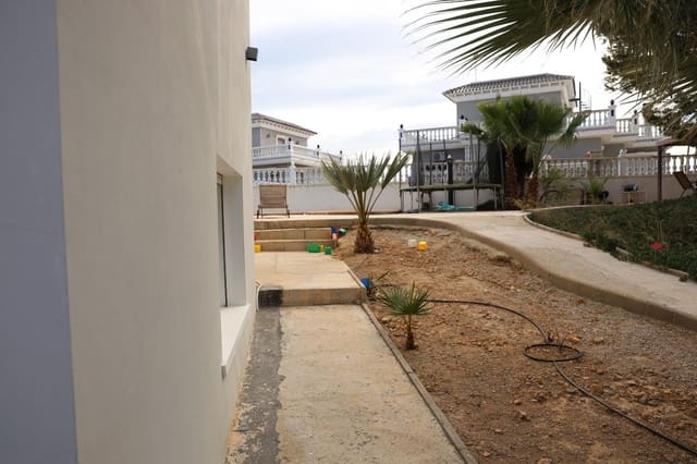 5 bedroom Villa for sale in Ciudad Quesada, Rojales with pool - € 549,000 (Ref: 9153942)