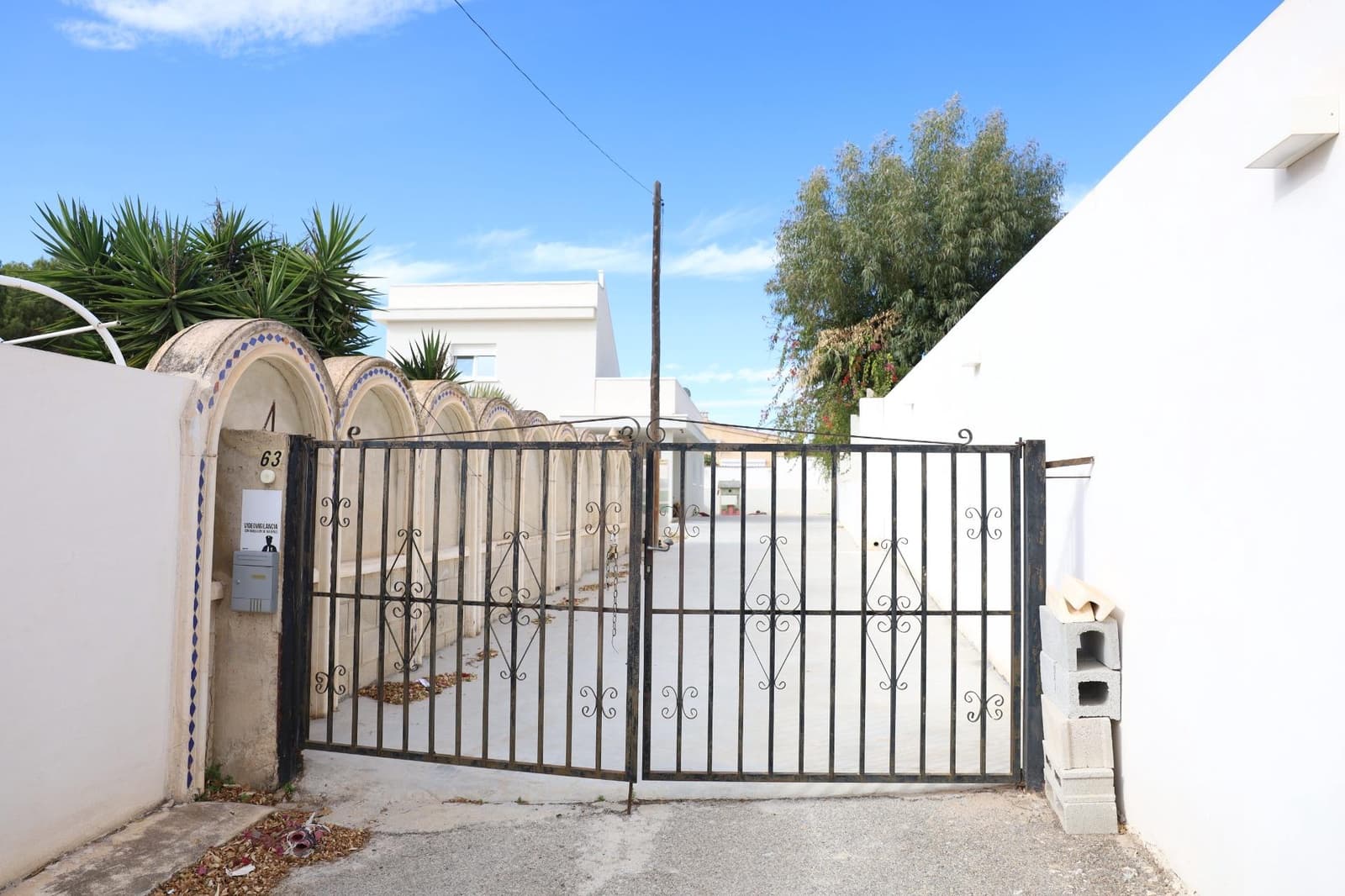 5 bedroom Villa for sale in Rojales with pool - € 549,000 (Ref: 9153942)