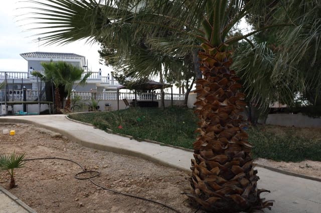 5 bedroom Villa for sale in Ciudad Quesada, Rojales with pool - € 549,000 (Ref: 9153942)