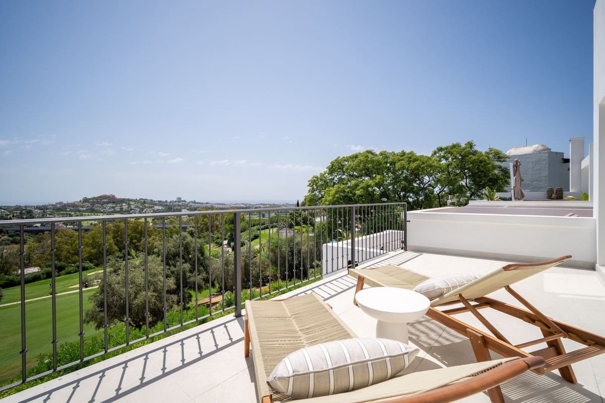 4 slaapkamer Villa te koop in La Quinta met zwembad - € 1.795.000 (Ref: 9153945)