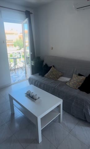 2 soveværelse Penthouse til salg i Parque de las Naciones, Torrevieja med swimmingpool - € 148.000 (Ref: 9153947)