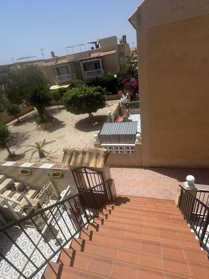 2 soveværelse Penthouse til salg i Torrevieja med swimmingpool - € 148.000 (Ref: 9153947)