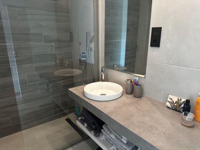 3 sovrum Takvåning till salu i El Raso, Guardamar del Segura med pool - 298 000 € (Ref: 9159457)