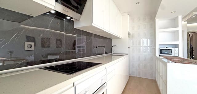 1 bedroom Apartment for sale in Miramar - Torre del Moro, Torrevieja with garage - € 199,000 (Ref: 9161004)