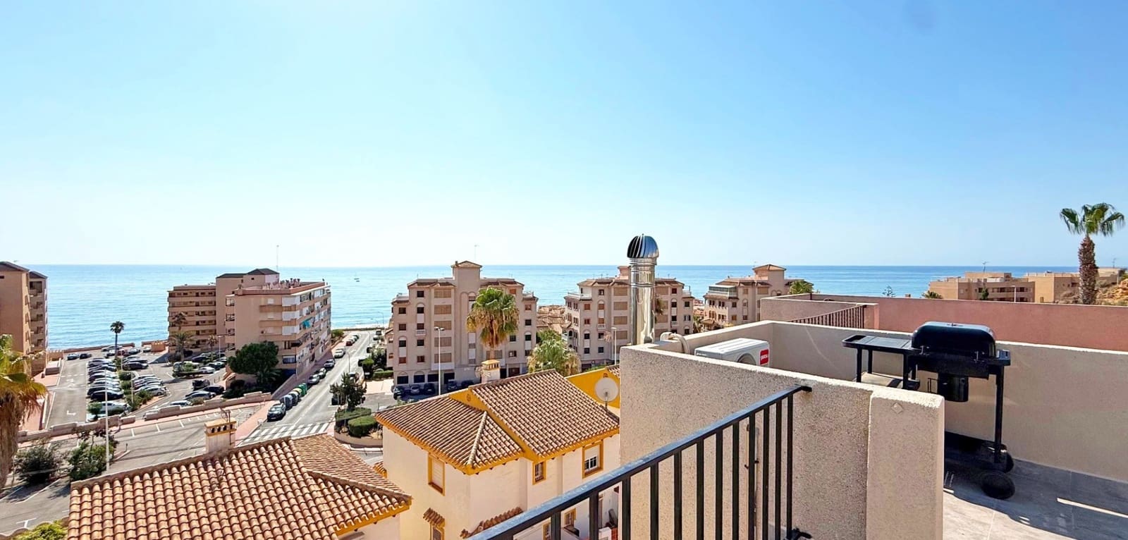 1 bedroom Apartment for sale in Torrevieja with garage - € 199,000 (Ref: 9161004)