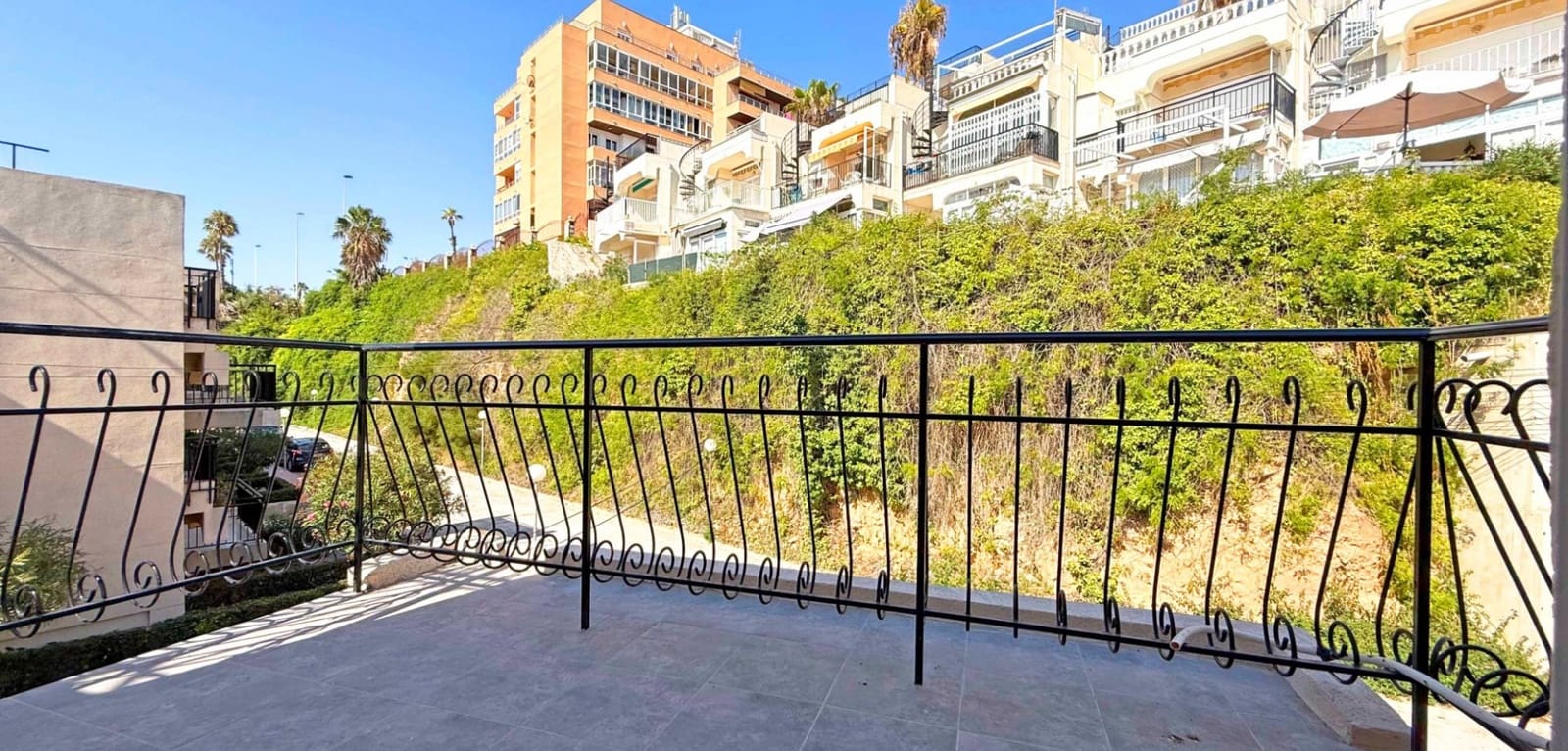 1 bedroom Apartment for sale in Torrevieja with garage - € 199,000 (Ref: 9161004)