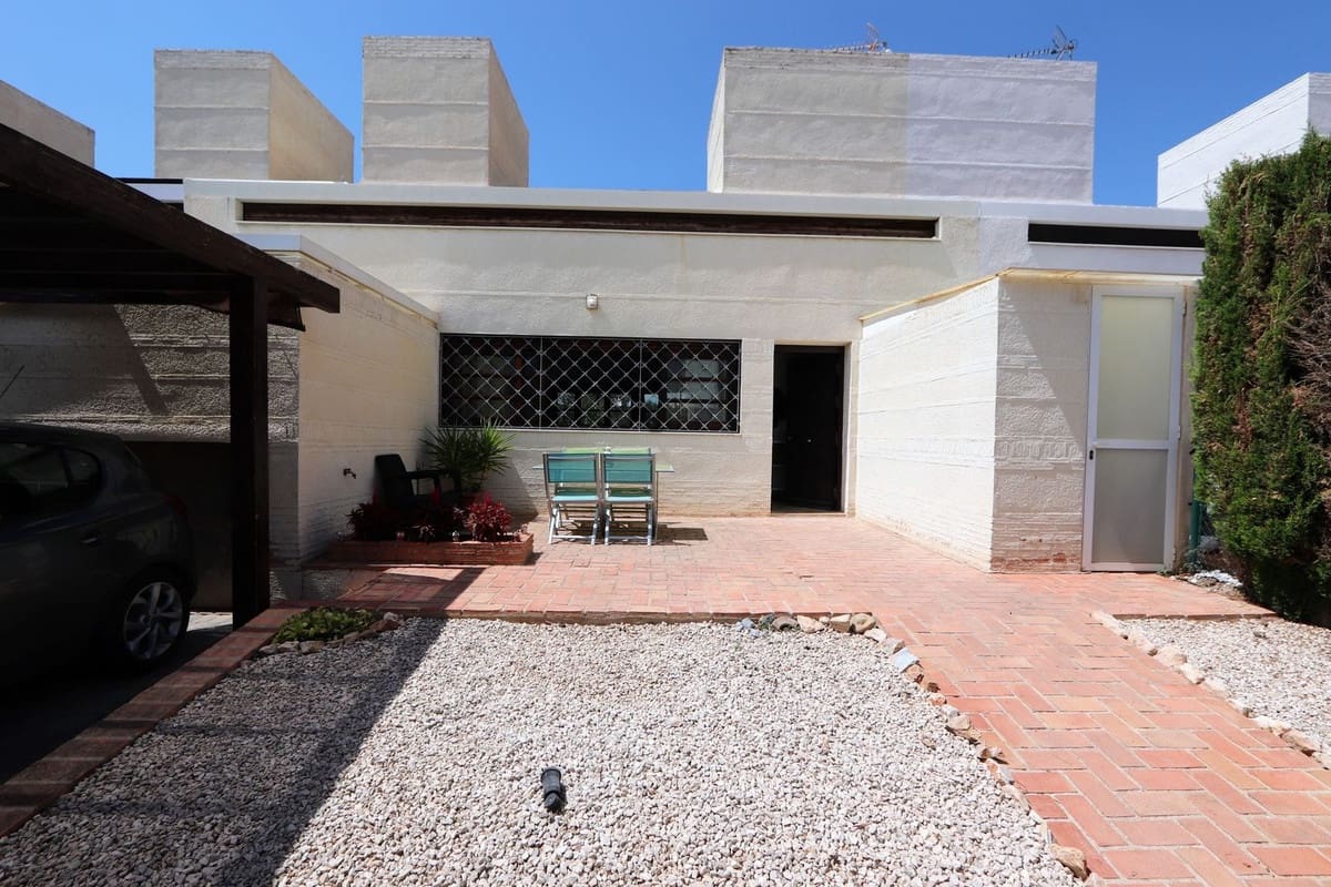 2 Zimmer Villa zu verkaufen in Sucina mit Pool Garage - 265.000 € (Ref: 9161010)
