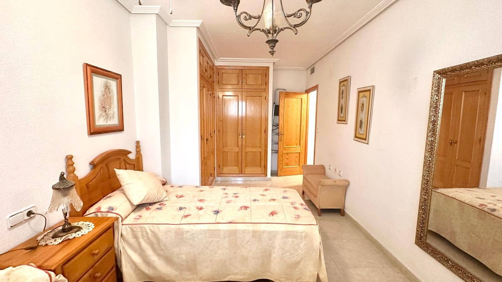 1 makuuhuone Kattohuoneisto myytävänä paikassa Torrevieja - 189 900 € (Ref: 9165788)