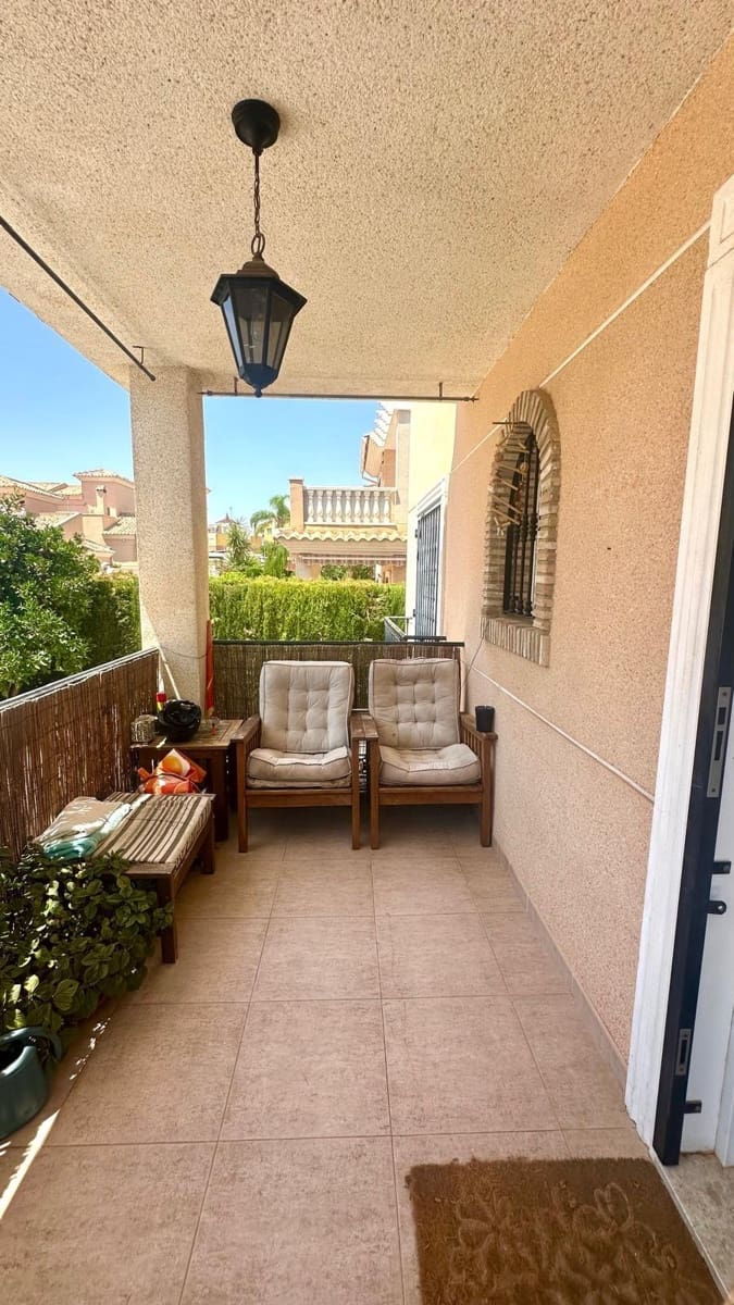 3 soverom Hus til salgs i Orihuela med svømmebasseng - € 334 000 (Ref: 9166939)