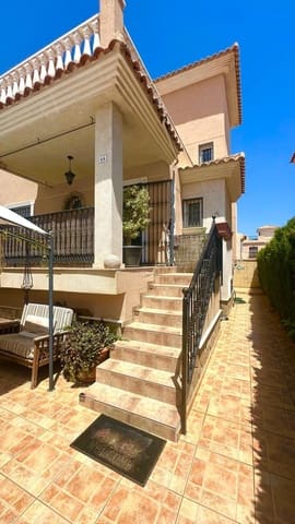3 soverom Hus til salgs i Los Balcones - Los Altos, Orihuela med svømmebasseng - € 334 000 (Ref: 9166939)