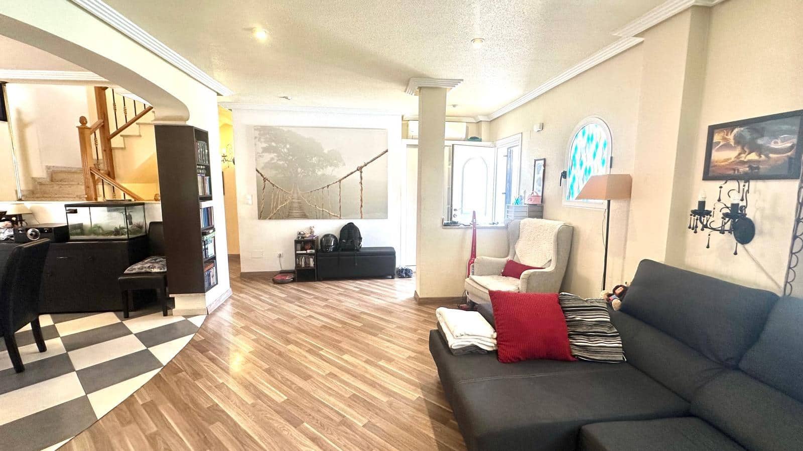 3 soverom Hus til salgs i Orihuela med svømmebasseng - € 334 000 (Ref: 9166939)