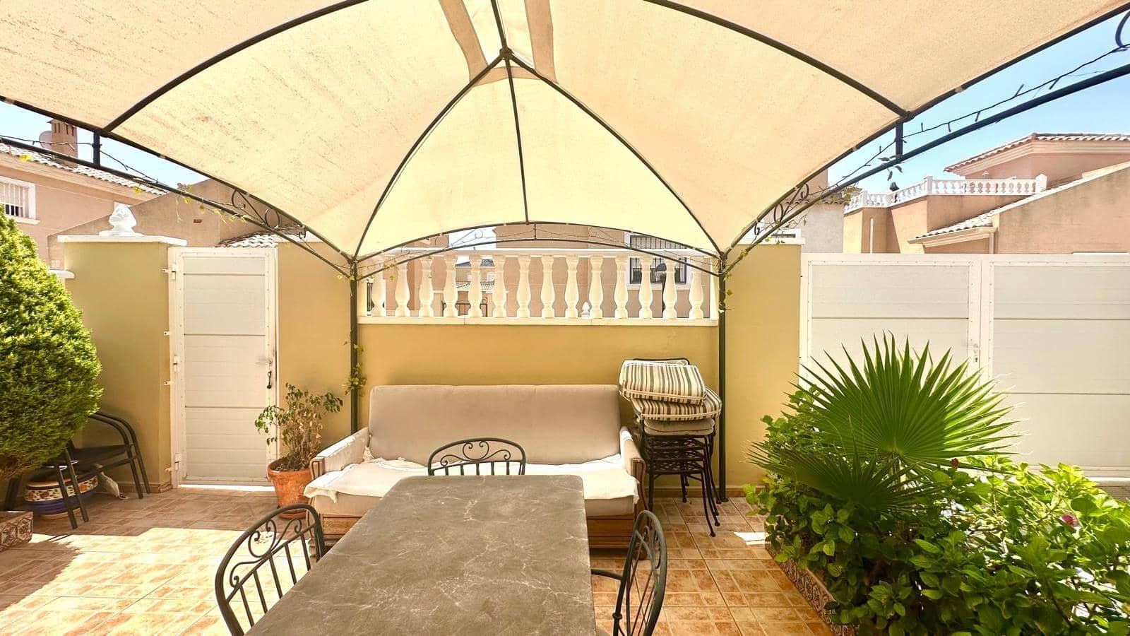 3 soverom Hus til salgs i Orihuela med svømmebasseng - € 334 000 (Ref: 9166939)