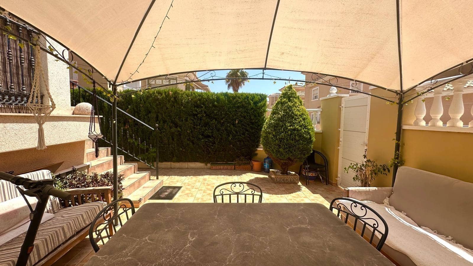 3 soverom Hus til salgs i Orihuela med svømmebasseng - € 334 000 (Ref: 9166939)