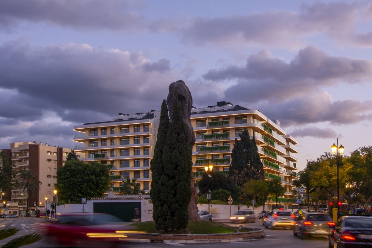 3 makuuhuone Huoneisto myytävänä paikassa Fuengirola mukana uima-altaan - 1 051 500 € (Ref: 9171421)