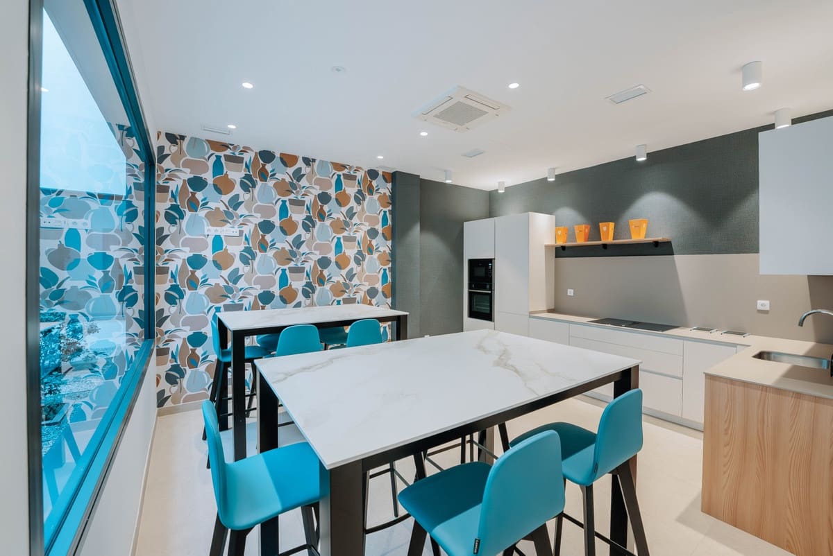 3 makuuhuone Huoneisto myytävänä paikassa Fuengirola mukana uima-altaan - 1 051 500 € (Ref: 9171421)