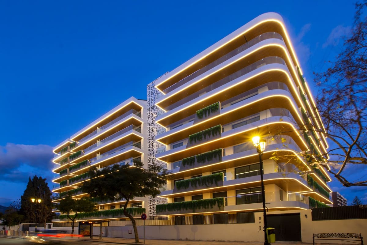 3 makuuhuone Huoneisto myytävänä paikassa Fuengirola mukana uima-altaan - 1 051 500 € (Ref: 9171421)