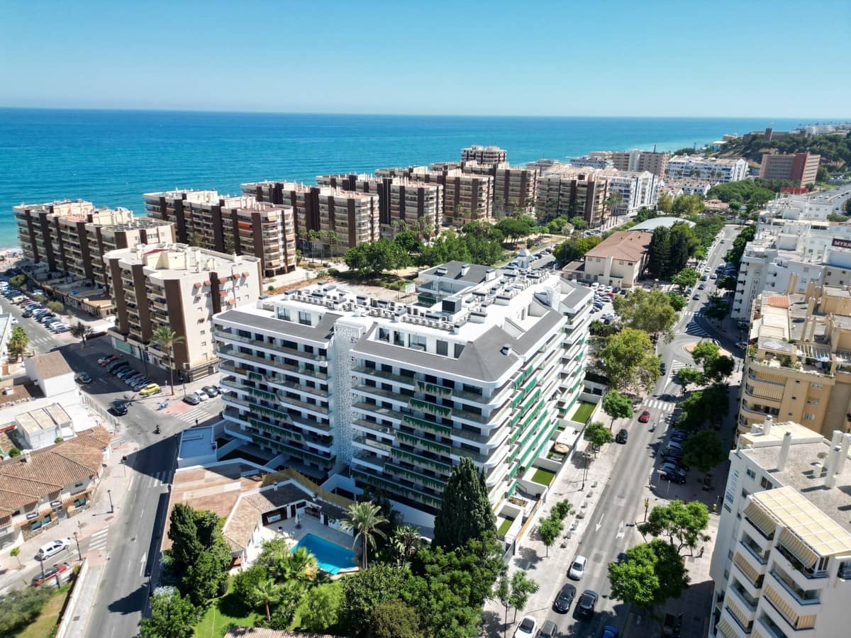 3 makuuhuone Huoneisto myytävänä paikassa Fuengirola mukana uima-altaan - 1 051 500 € (Ref: 9171421)