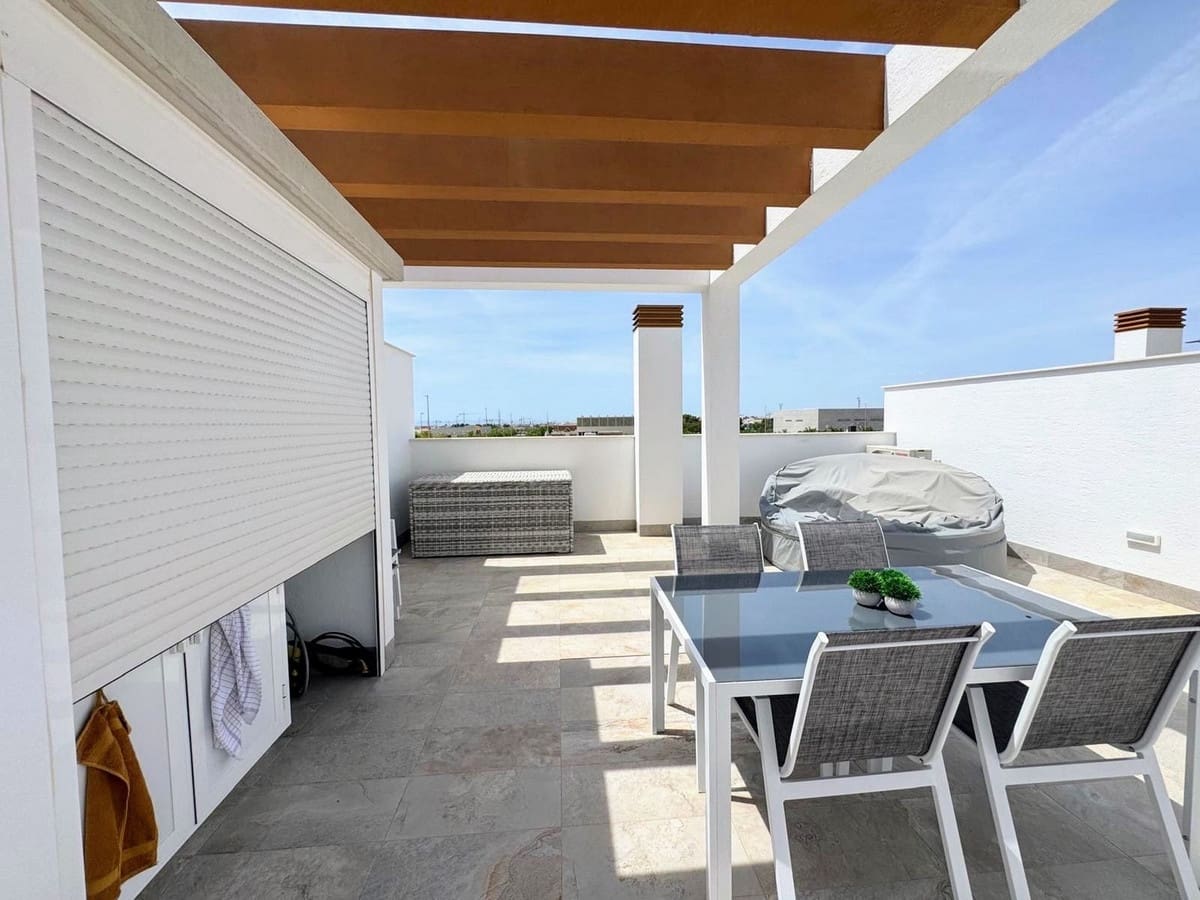 2 quarto Apartamento para venda em Pilar de la Horadada com piscina garagem - 330 000 € (Ref: 9171424)