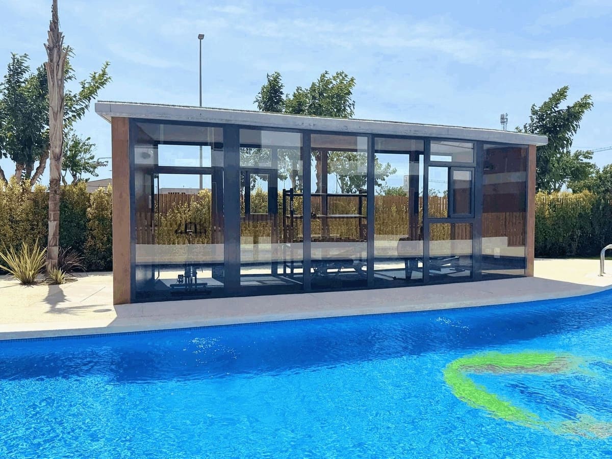 Apartamento de 2 habitaciones en Pilar de la Horadada en venta con piscina garaje - 330.000 € (Ref: 9171424)