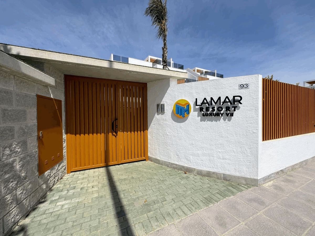 Apartamento de 2 habitaciones en Pilar de la Horadada en venta con piscina garaje - 330.000 € (Ref: 9171424)