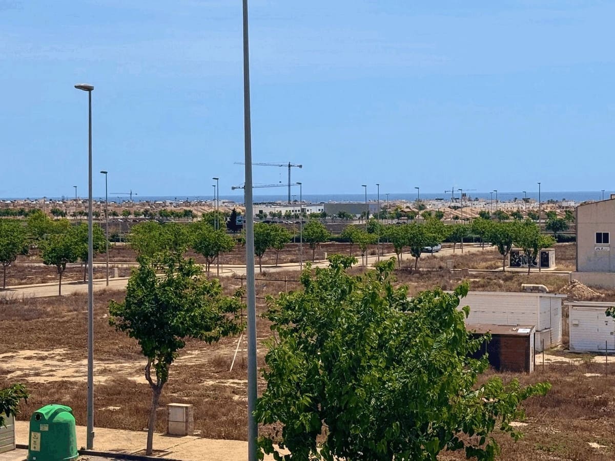 Apartamento de 2 habitaciones en Pilar de la Horadada en venta con piscina garaje - 330.000 € (Ref: 9171424)