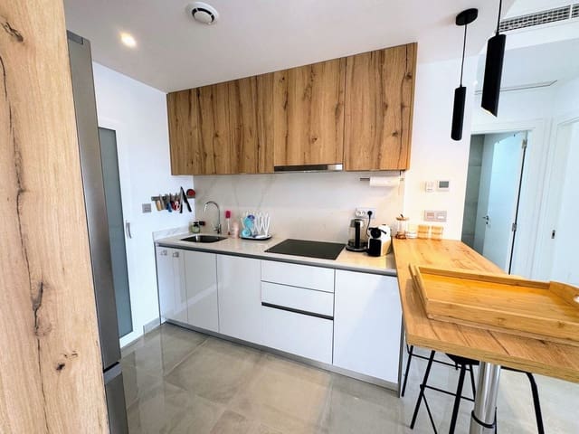 2 soverom Leilighet til salgs i Pilar de la Horadada med svømmebasseng garasje - € 330 000 (Ref: 9171424)