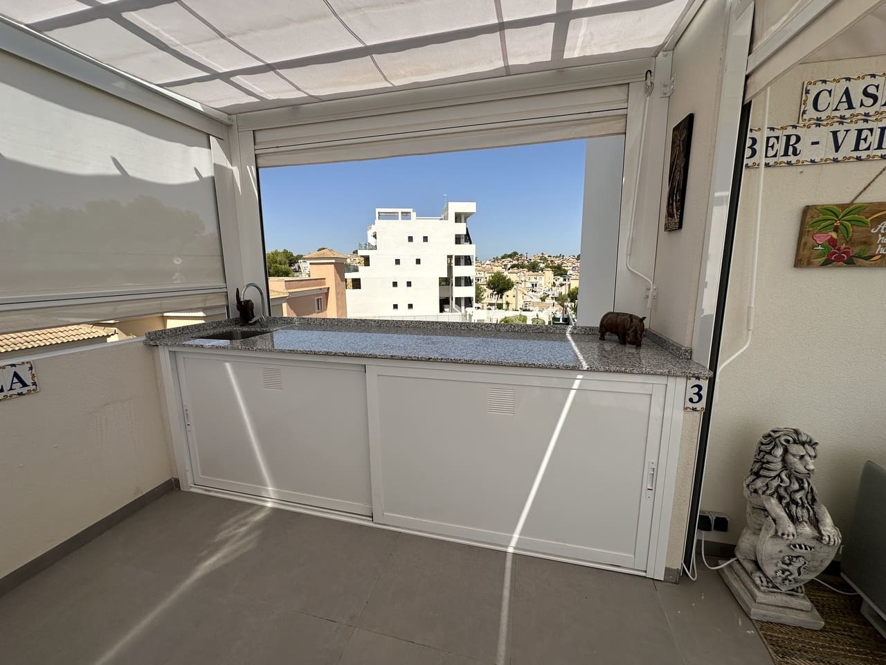 2 soveværelse Penthouse til salg i Villamartin med garage - € 399.500 (Ref: 9173462)