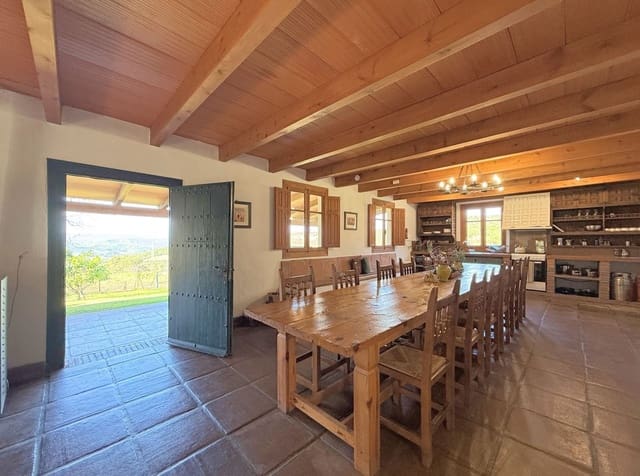 8 makuuhuone Maalaistalo myytävänä paikassa Casares Pueblo, Casares - 1 729 000 € (Ref: 9180996)