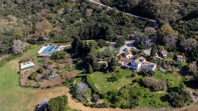 8 makuuhuone Maalaistalo myytävänä paikassa Casares Pueblo, Casares - 1 729 000 € (Ref: 9180996)